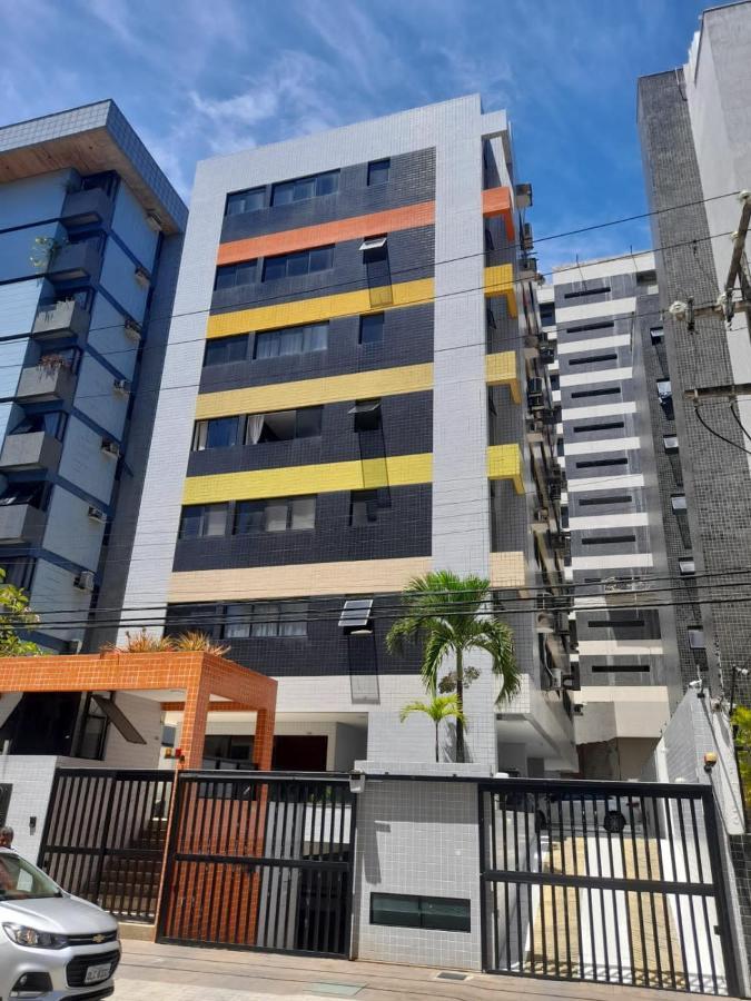 Em * Maceió